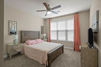 Short-term rental guest suite